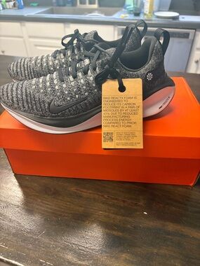 Nike Women’s Reactx infinity Run 4 Running Shoes Gray/Black
